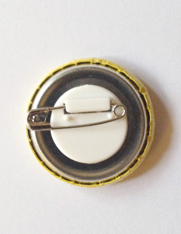 achterkant gele button