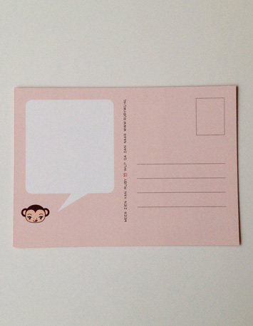 voorkant oranje wenskaart met illustratie van een aap met de tekst ik ben apetrots op jou